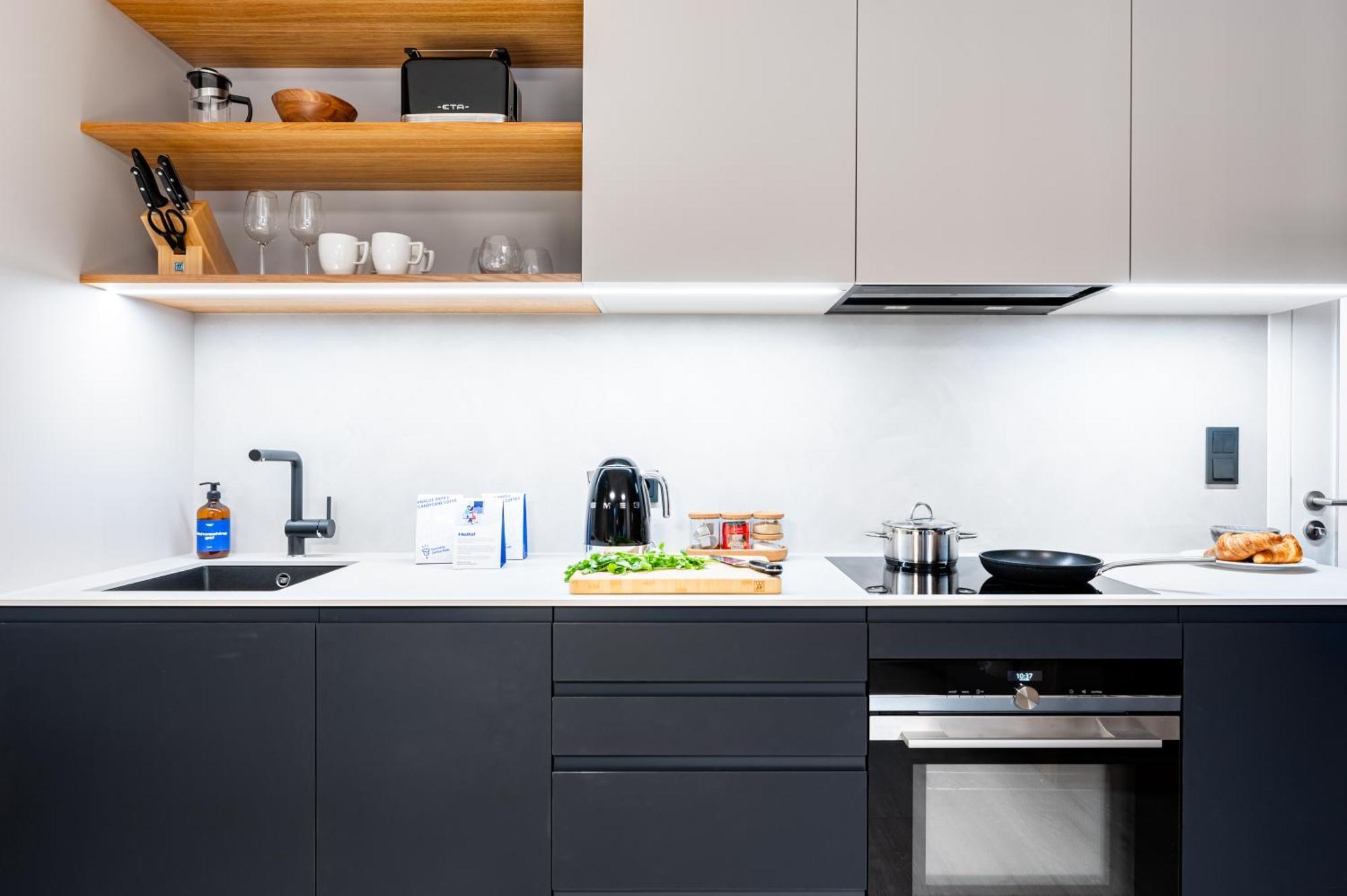 Prague Days - Studio - Terrace - Private Parking Ngoại thất bức ảnh